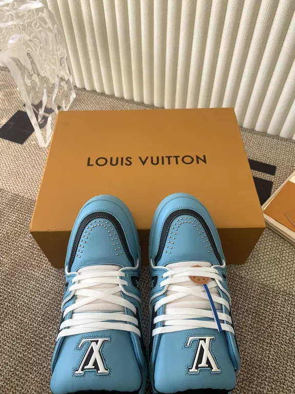 Louis Vuitton Shoe 